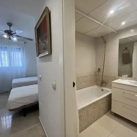 Torrequebrada Golf Parking Piscina Gym Air C Andra Apartment